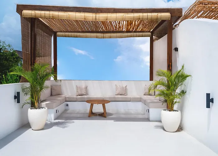 ヴィラ Ocean Castle 2br Private Pool Rooftop By Bali Bliss チャングー